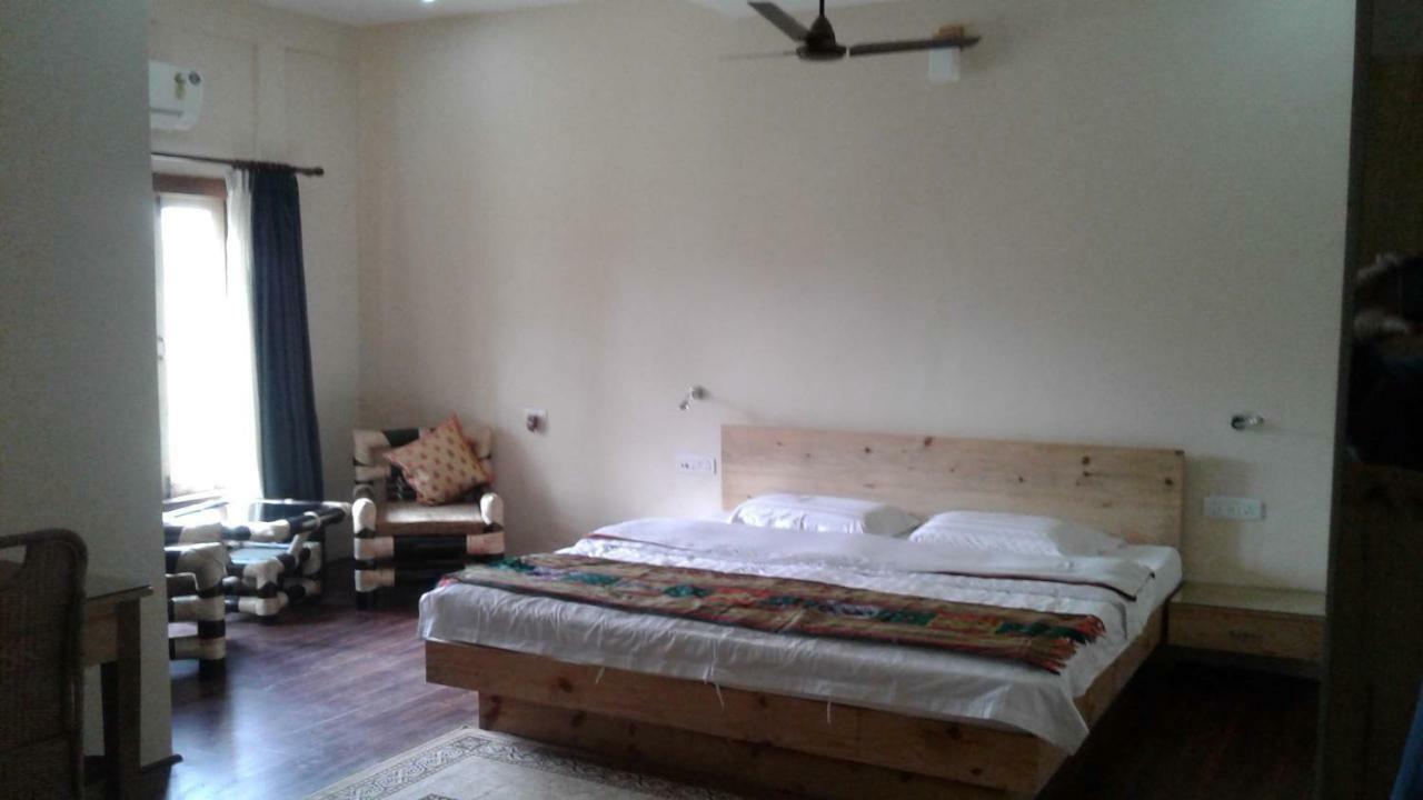 Zizina Otis Resort Guwahati Zewnętrze zdjęcie